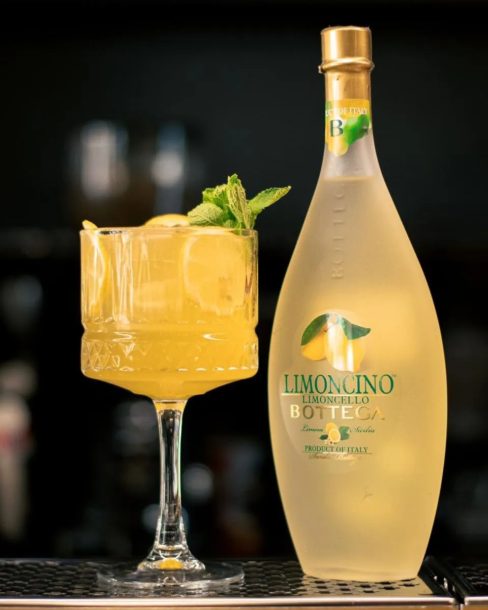 Cocktail cu limoncello