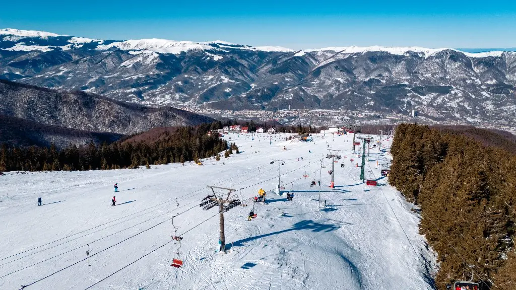 Telescaune și pârtii în Straja